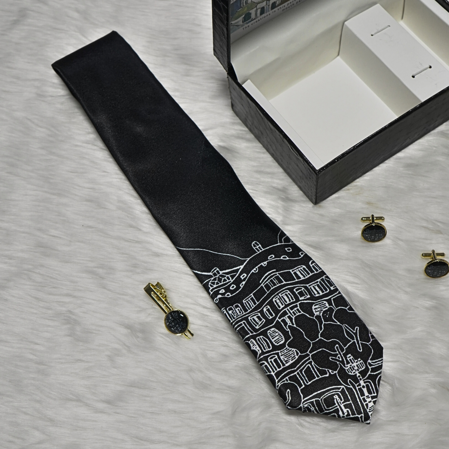 Noir Elegance Set